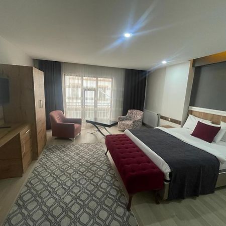 Comfort Suite Hotel Van Exteriér fotografie