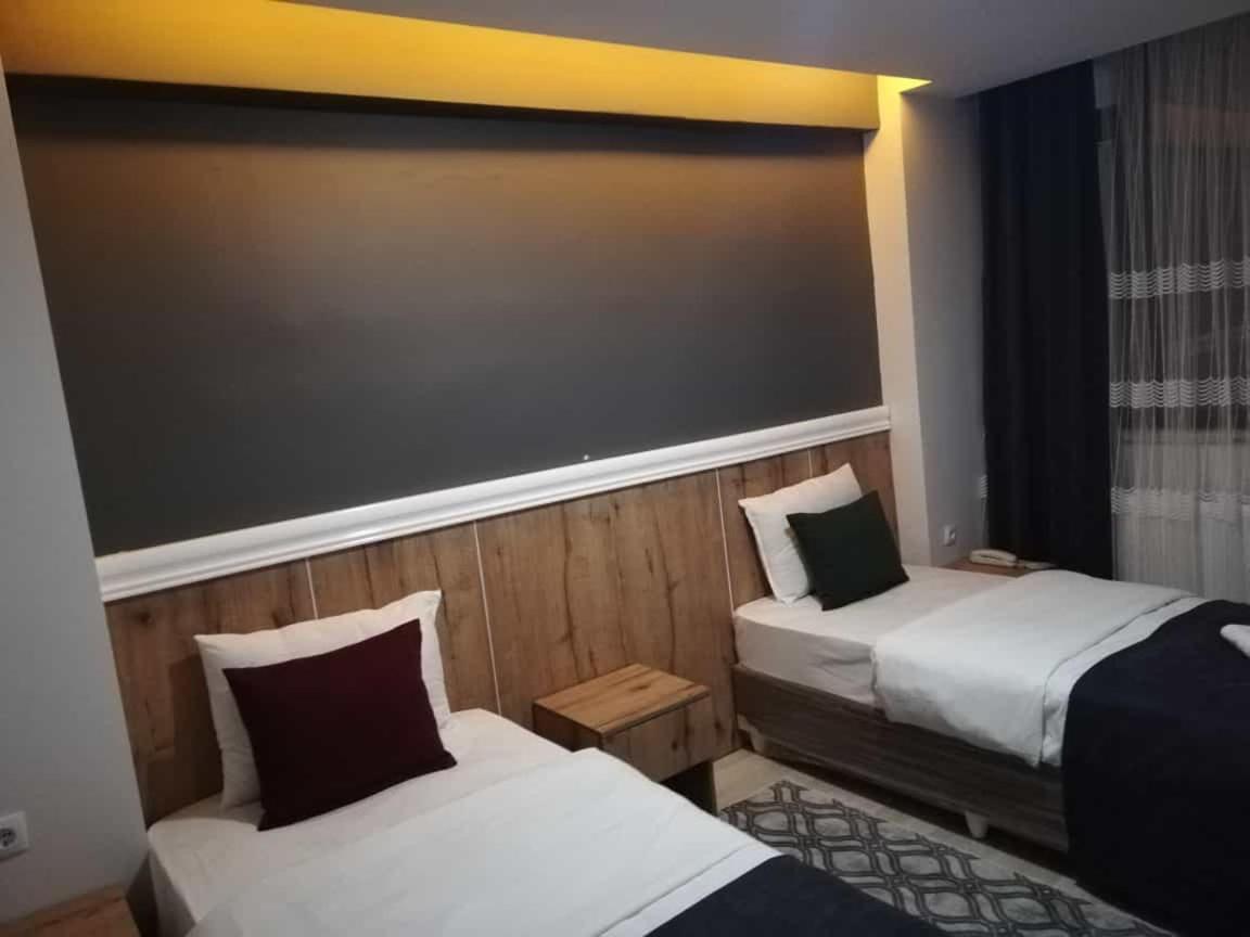 Comfort Suite Hotel Van Exteriér fotografie